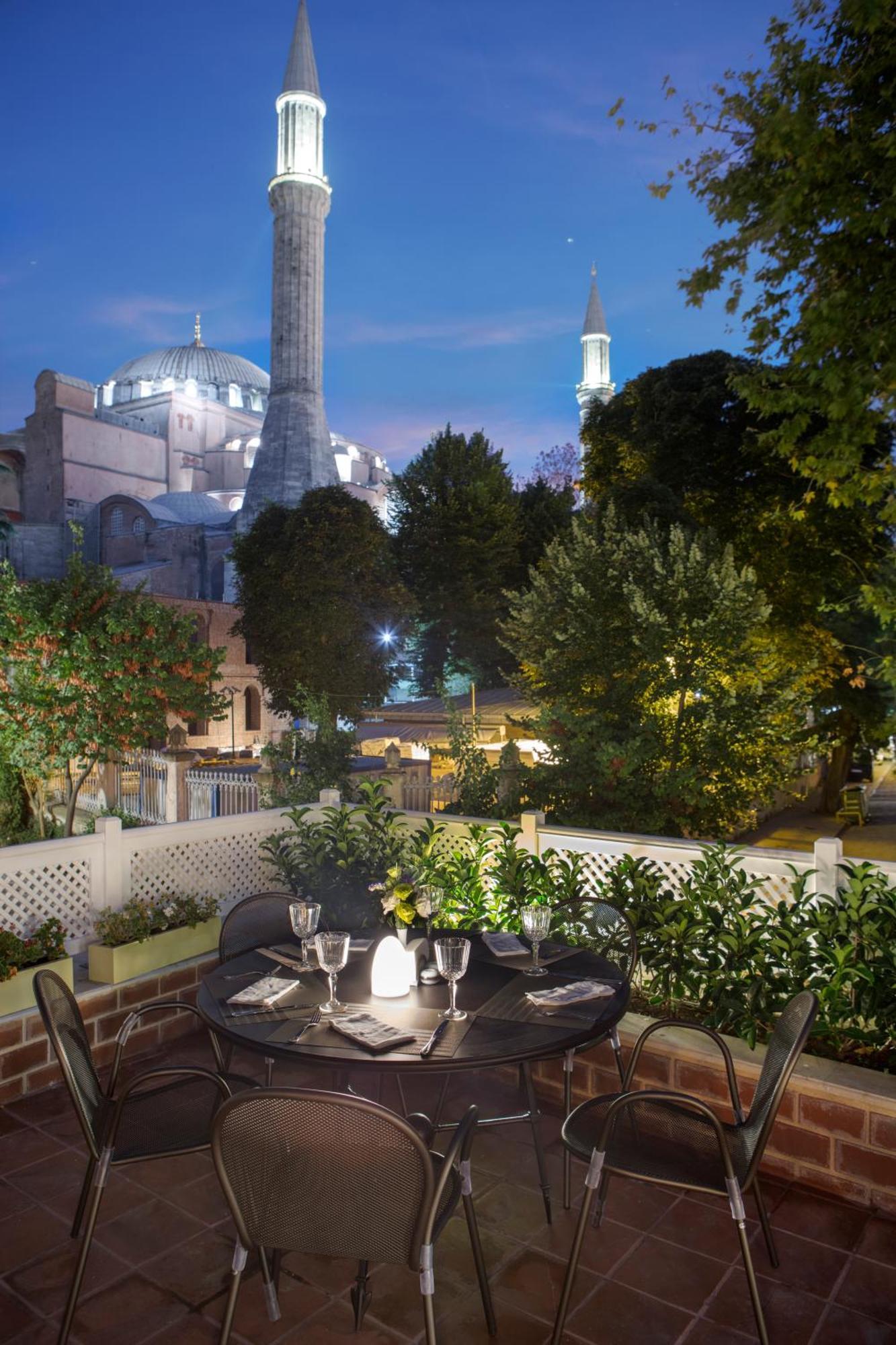 Hotel Hagia Sofia Mansions Istanbul, Curio Collection By Hilton Zewnętrze zdjęcie